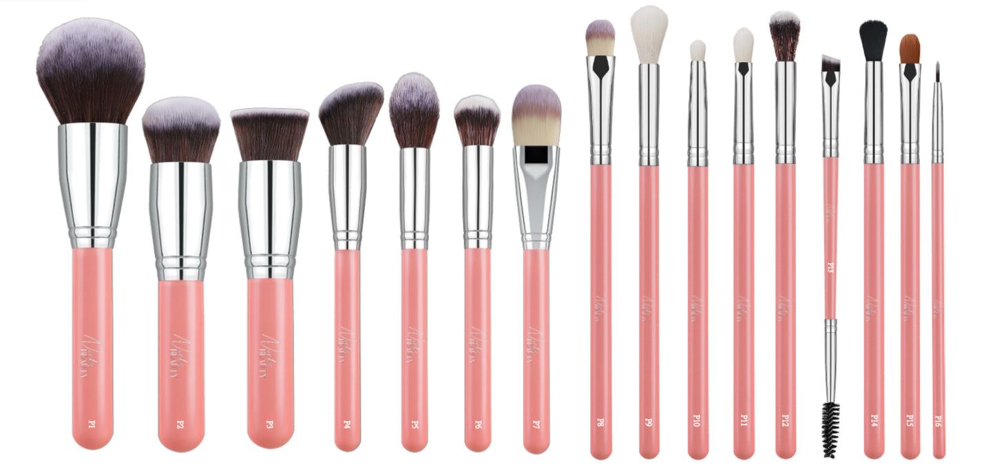 The Signature Nicks Brush Set 🩷